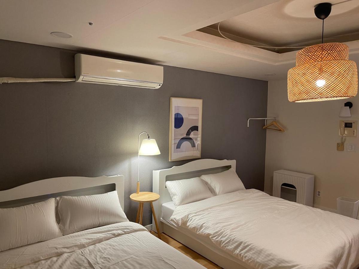 Winsome_Hongdae Apartman Szöul Kültér fotó