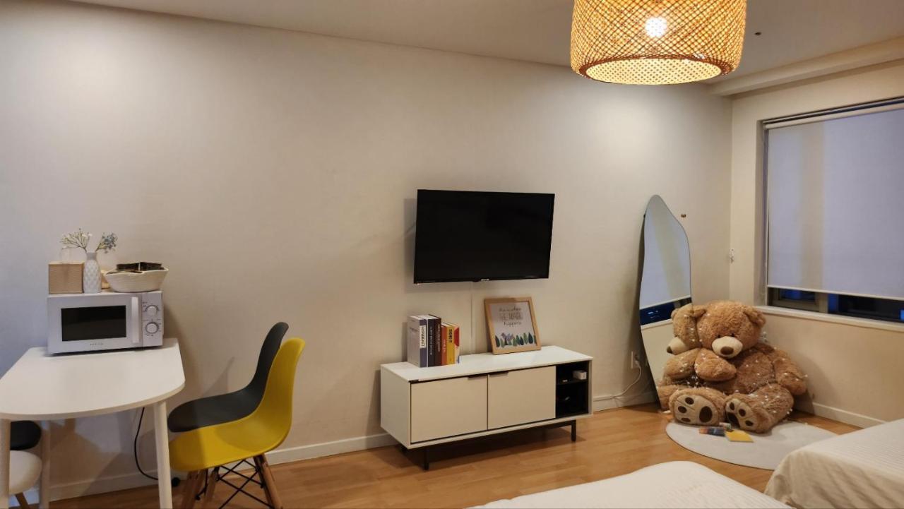 Winsome_Hongdae Apartman Szöul Kültér fotó
